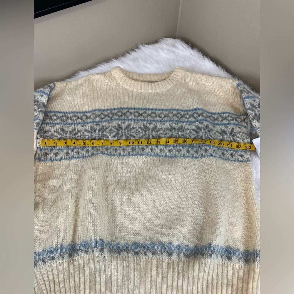 Vintage Icelandic ice knit Nordic ivory and Blue wool Sweater - Picture 7 of 12